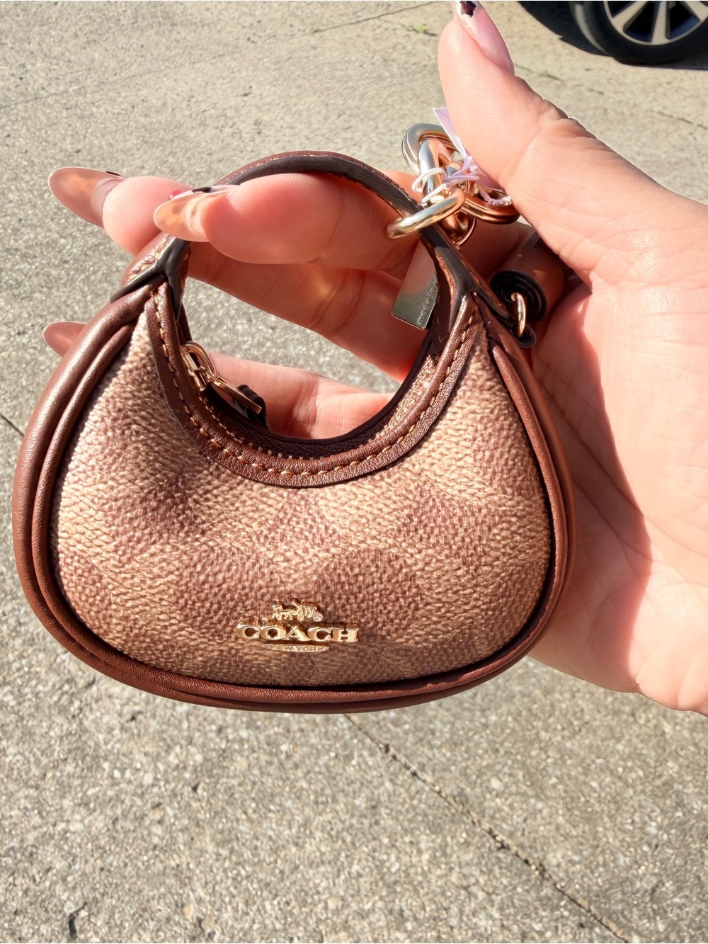 Coach Mini Bag Charm Keychain Signature Canvas Brown NWT Rare - Picture 8 of 8